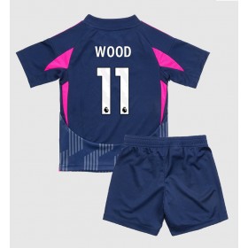 Nottingham Forest Chris Wood #11 Auswärtstrikot 2024-25 Kurzarm (+ kurze hosen)